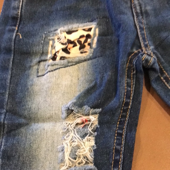 Girls Thanksgiving 2 piece set with jeans and long sleeve top pumpkin fall NWT - Picture 6 of 13